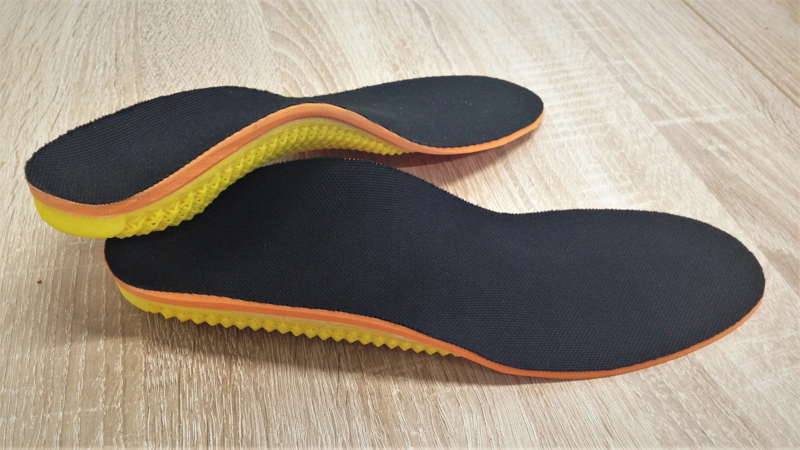 Jet låg Clancy Indlægssåler (3D-printet) - Køb formstøbte fodindlæg til sko her